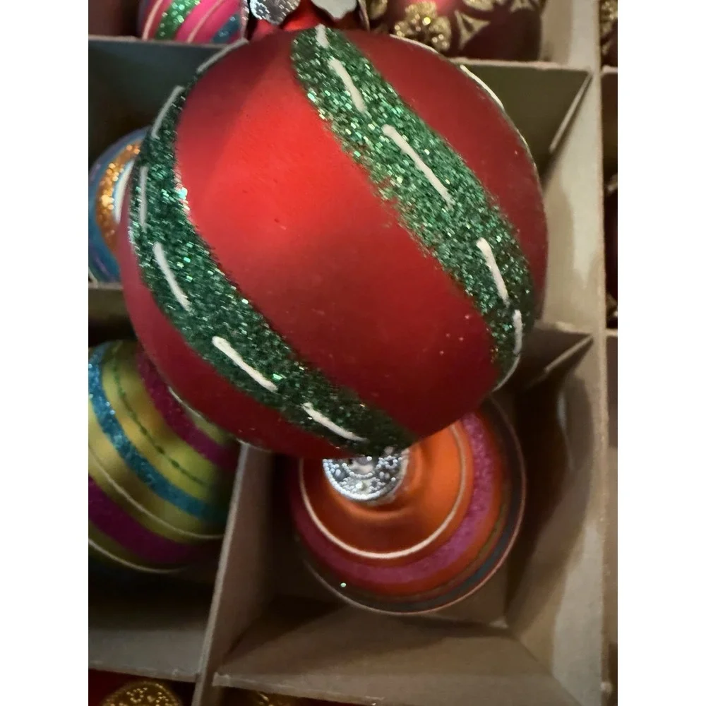 VTG 17 Christmas Ornaments Lot Glitter Stripes Red Green Gold HO‎ HOGlass Decor